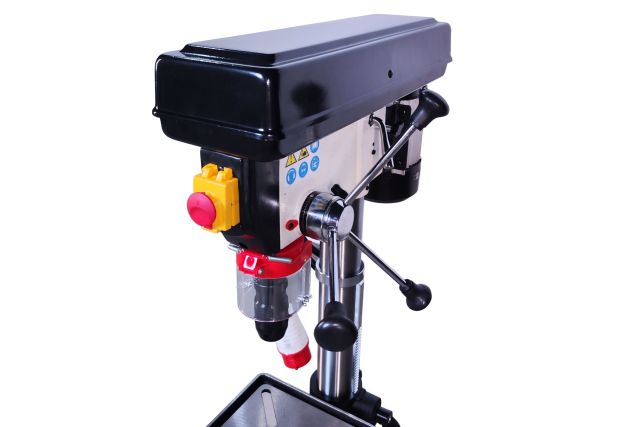 Свердлильний верстат по металу MAST...