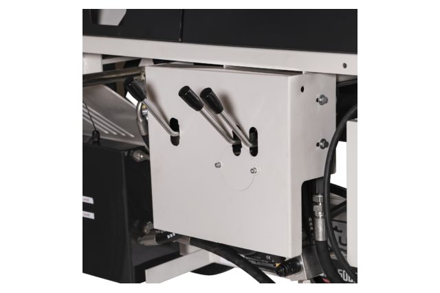 Полуавтоматическая машина для резки и колки...