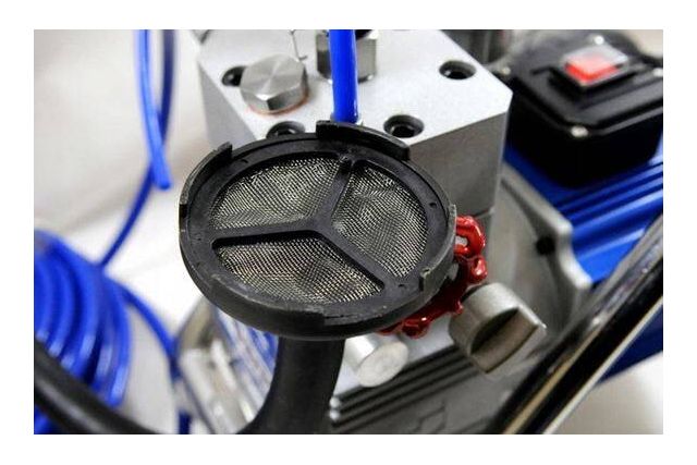 Установка безповітряного фарбування BASS Polska...