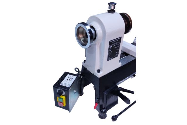 Токарный станок по дереву MAST Holztechnik...