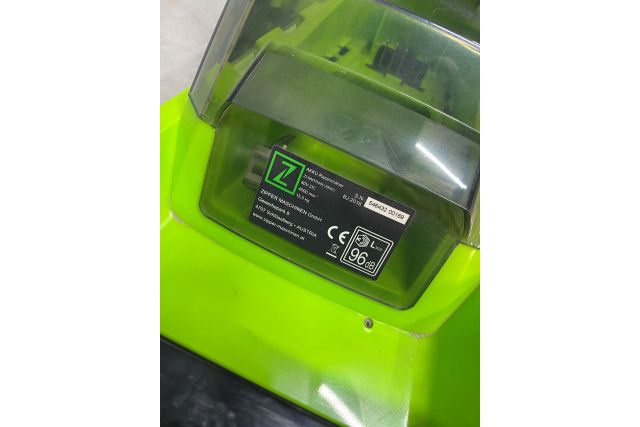 Акумуляторна газонокосарка Zipper ZI-RMRTR40V-AKKU