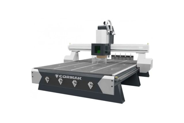 Фрезерний верстат з ЧПУ CORMAK CNC C1325 ATC...