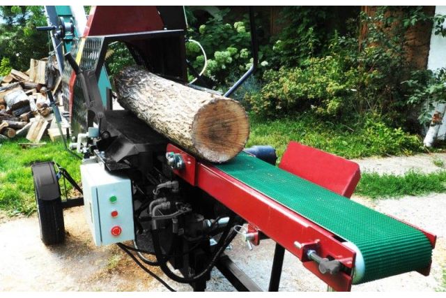 Полуавтоматическая машина для резки и колки...