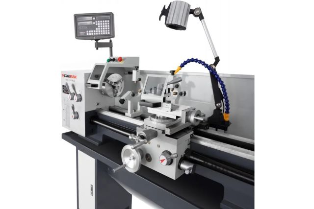 Токарний верстат Cormak TYTAN 330L