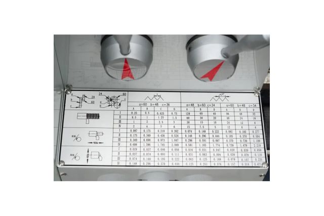 Токарний верстат Cormak TYTAN 330L
