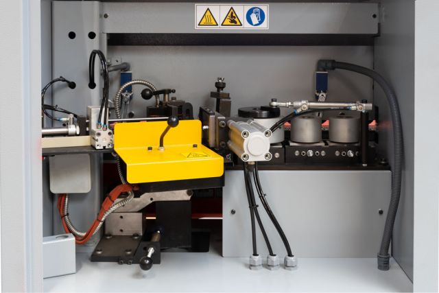  Кромкооблицовочный станок Holzmann KAM 4EPS_400V