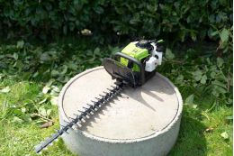 Кусторез Zipper ZI-BHS2600