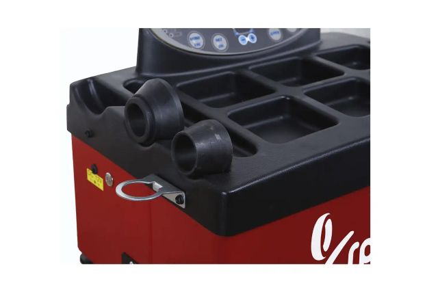 Напівавтоматичний мобільний балансувальний...