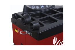 Полуавтоматический мобильный балансировочный станок REDATS W-110 (230 V, 10"-24")