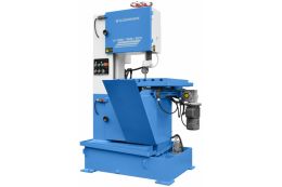 Вертикальный ленточнопильный станок CORMAK V-15 33 50 Вертикальный ленточнопильный станок CORMAK V-15 33 50