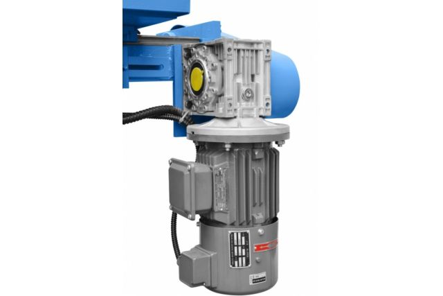 Вертикальный ленточнопильный станок CORMAK V-25 45 50