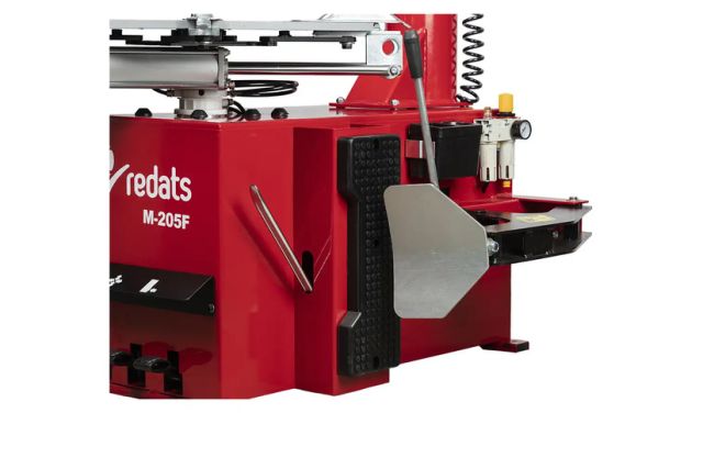 Полуавтоматический шиномонтажный станок REDATS...