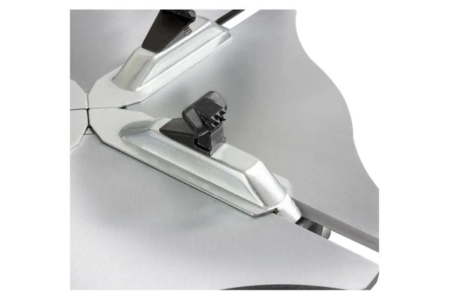 Автоматический шиномонтажный станок с навесным...