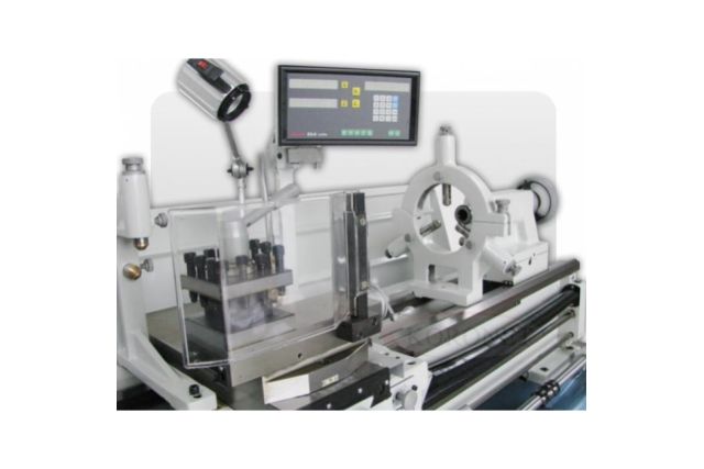 Универсальный токарный станок CORMAK 460 x 1500