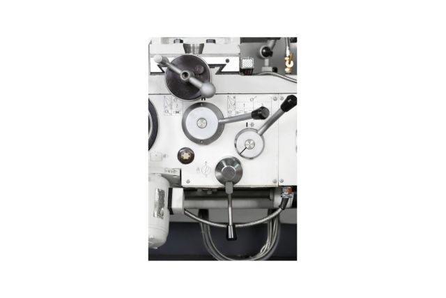 Токарный станок CORMAK 500 x 1000