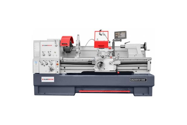 ТОКАРНО-ВИНТОРЕЗНЫЙ СТАНОК CORMAK 560 X 1500