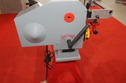 Токарний верстат для обробки і заточування заготовок Holzmann VD 1100N