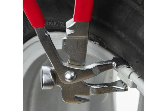 Плоскогубцы для набивки балансировочных...