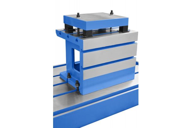 Радиально-сверлильный станок CORMAK RDV1600 × 50 PREMIUM LINE