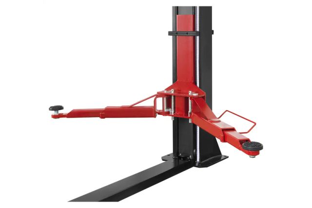 Автоматический двухколонный подъемник REDATS...