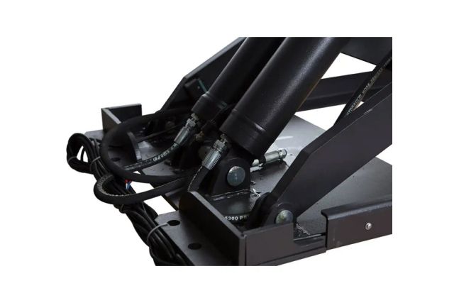 Подъемник ножничный REDATS L-600F