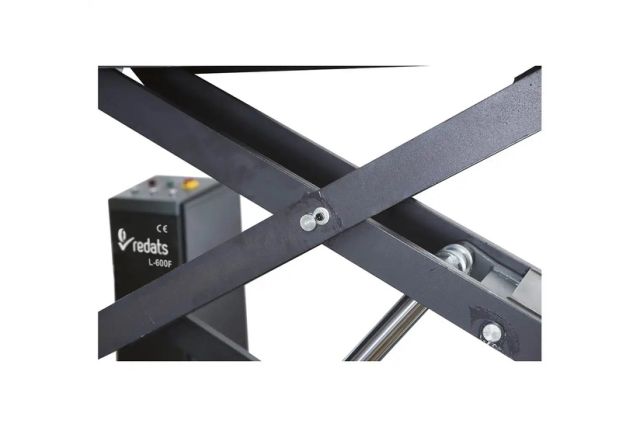 Подъемник ножничный REDATS L-600F