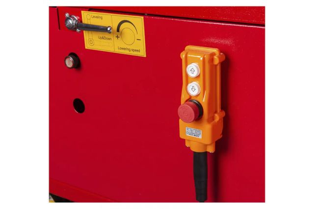 Подъемник ножничный REDATS LE-200