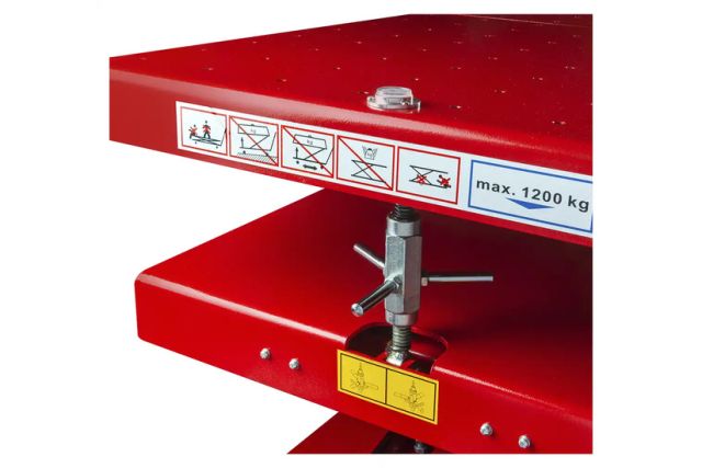 Підйомник ножичний для компонентів автомобіля...