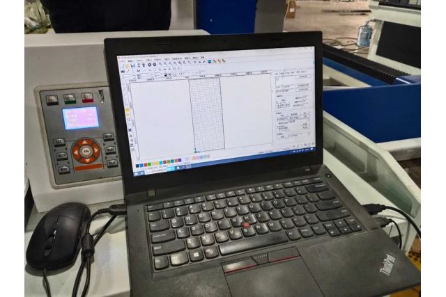 Канатна пила по каменю із ЧПК MAST YD-2010