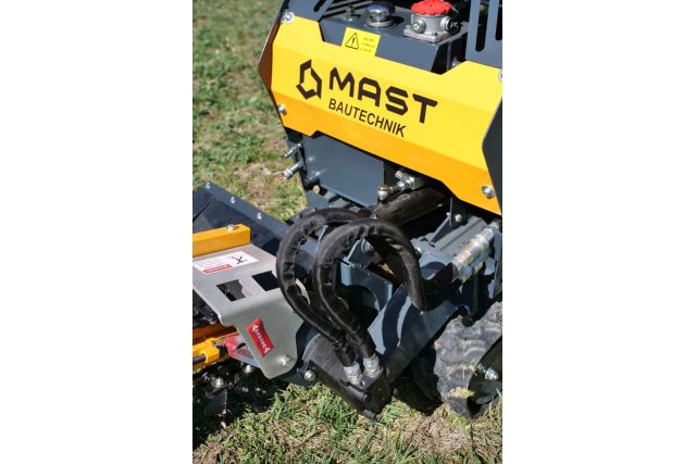 Траншеєкопач MAST Bautechnik MT-TR-100PRO