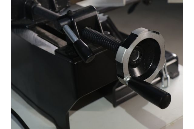 Стрічкова пила MAST Metalltechnik M-BS105-1