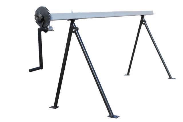 Верстат для загинання країв листа металу...