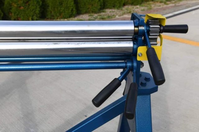 Електромеханічний вальцювальний верстат...