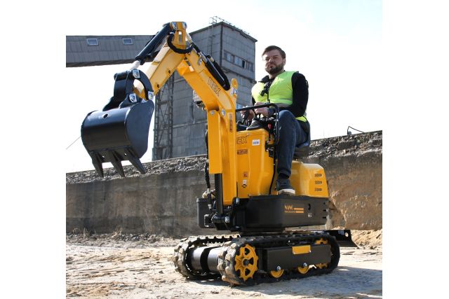 Міні-екскаватор NEX GROUP NANO