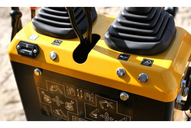 Міні-екскаватор NEX GROUP NANO