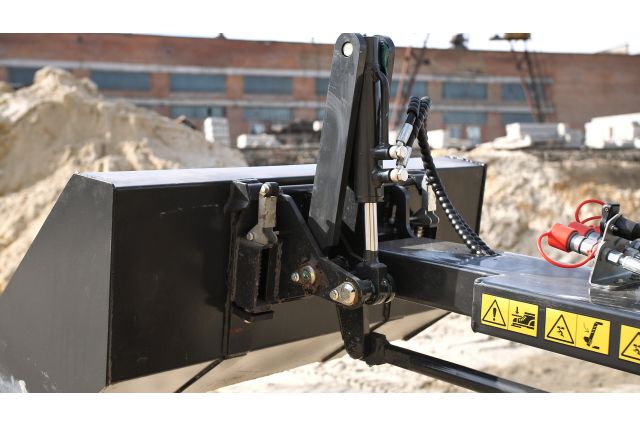 Мини-погрузчик NEX N30 (Eurotrac WD3)