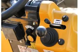 Мини-погрузчик NEX N30 (Eurotrac WD3) 3