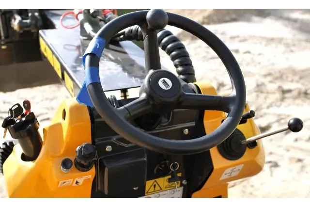 Мини-погрузчик NEX N30 (Eurotrac WD3) 2