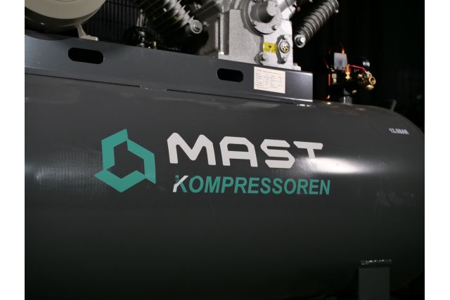 Поршневой компрессор MAST 2105/500L 400V 12.5BAR