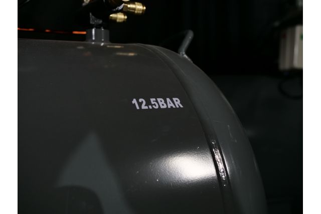 Поршневий компресор MAST VA90/200L 400 12.5BAR