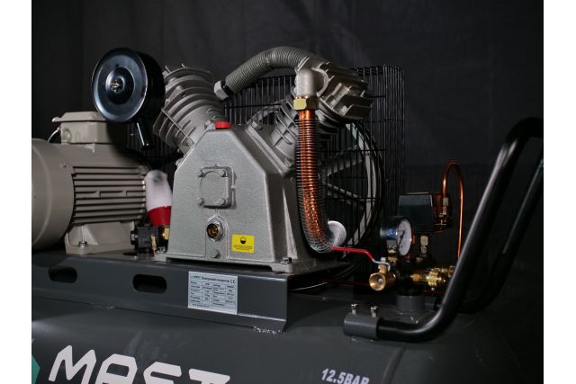 Поршневой компрессор MAST VA90/200L 400 12.5BAR