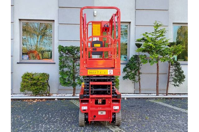 Ножничный подъемник Günstig 0608SP