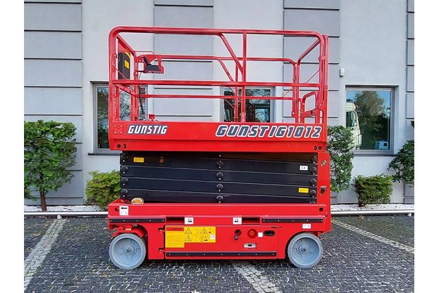 Ножничный подъемник Günstig 1012