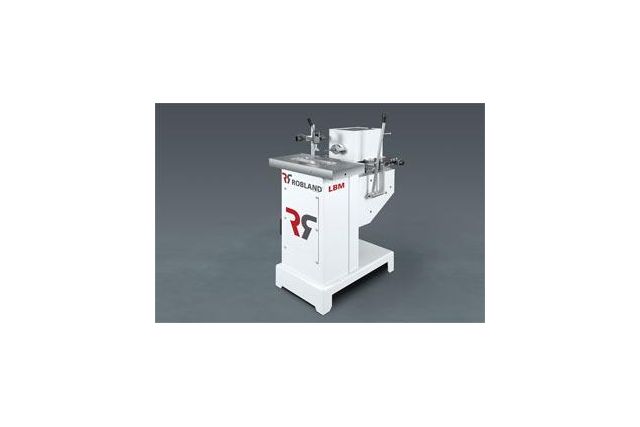 Свердлильно-пазовальный верстат Robland LBM