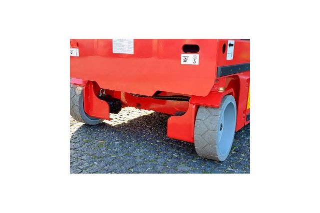 Ножничный подъемник Günstig 1214