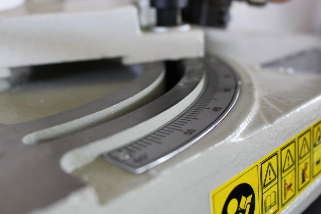 Стрічкопильний верстат по металу CORMAK BS128 HDRC