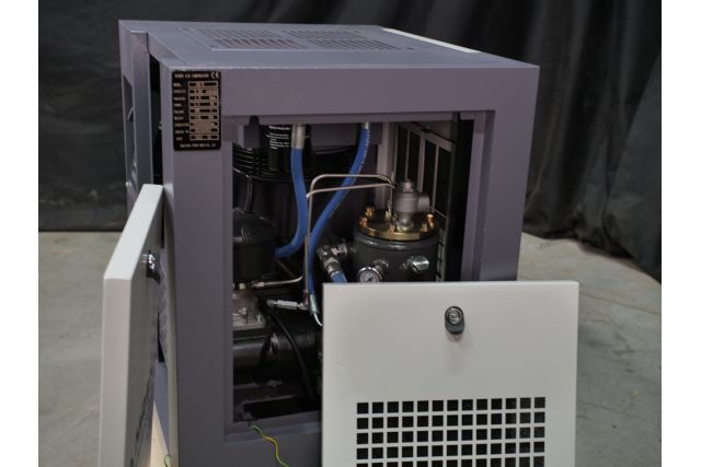 Винтовой компрессор Mast SH-8