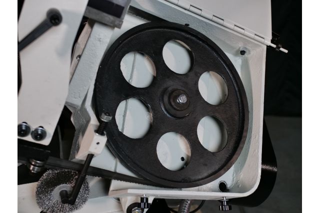 Ленточная пила по металлу MAST Metalltechnik...