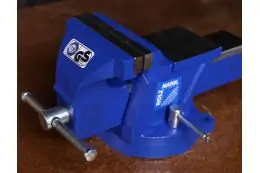 Тиски настольные в комплекте с поворотной плитой Holzmann WBS 125N 4