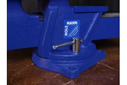 Лещата настільні з поворотною основою Holzmann WBS 150N